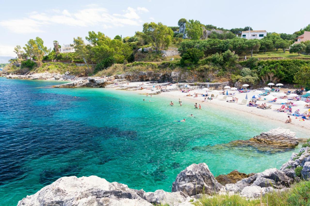 Sunflower Apartments & Studios Kassiopi Dış mekan fotoğraf