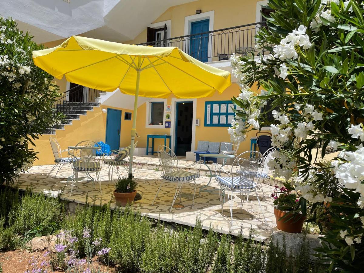 Sunflower Apartments & Studios Kassiopi Dış mekan fotoğraf