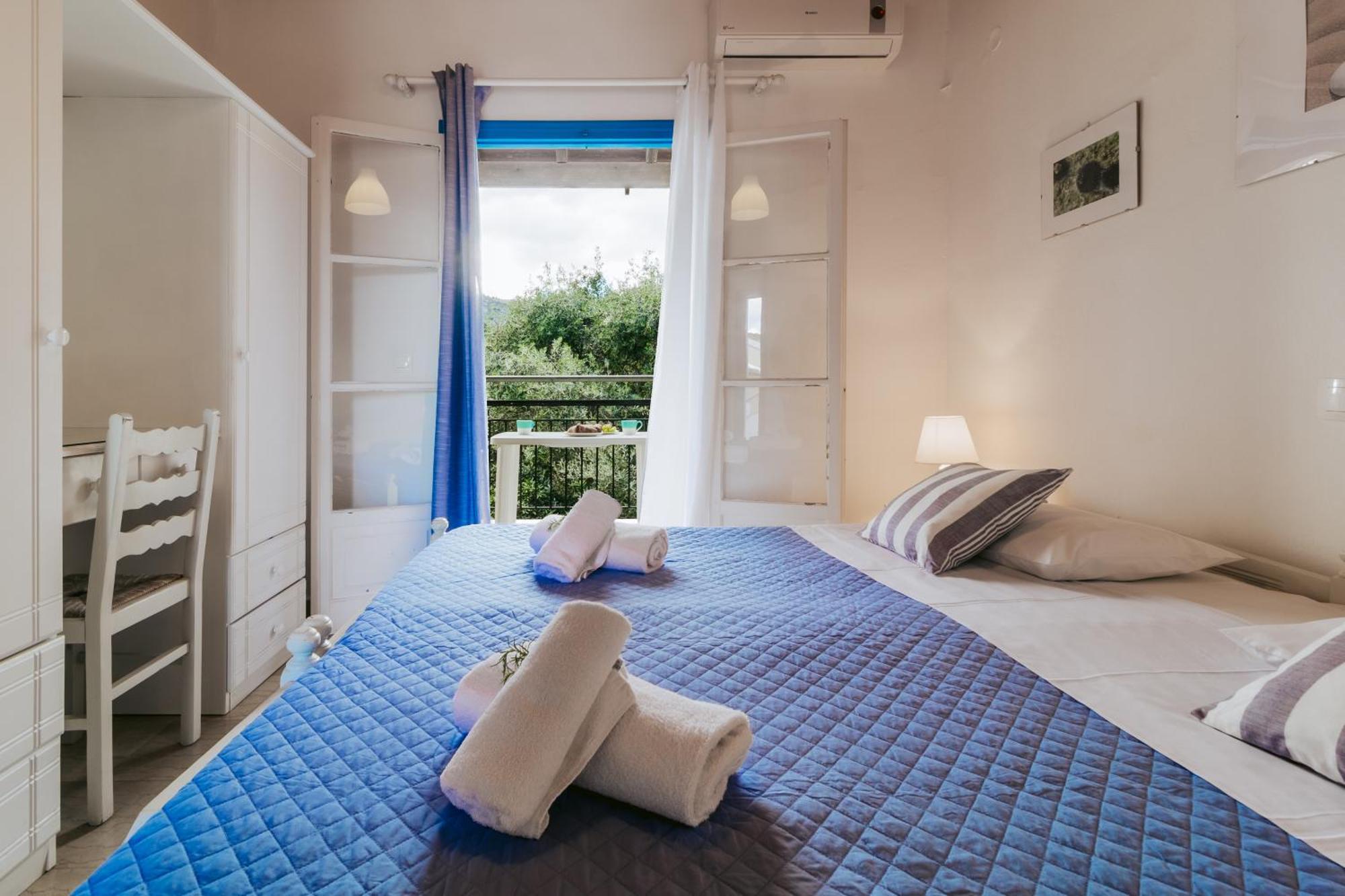 Sunflower Apartments & Studios Kassiopi Dış mekan fotoğraf