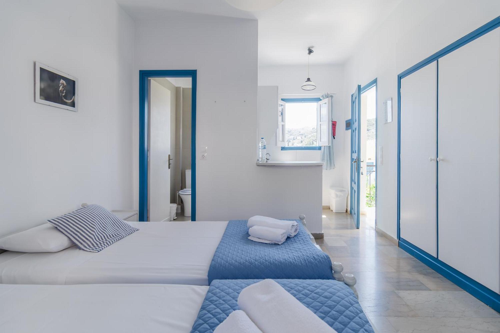 Sunflower Apartments & Studios Kassiopi Dış mekan fotoğraf