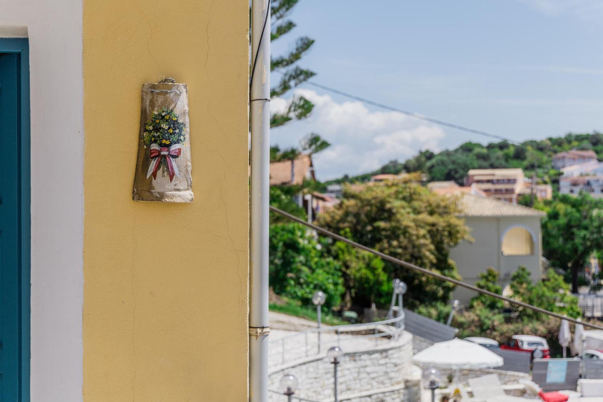 Sunflower Apartments & Studios Kassiopi Dış mekan fotoğraf
